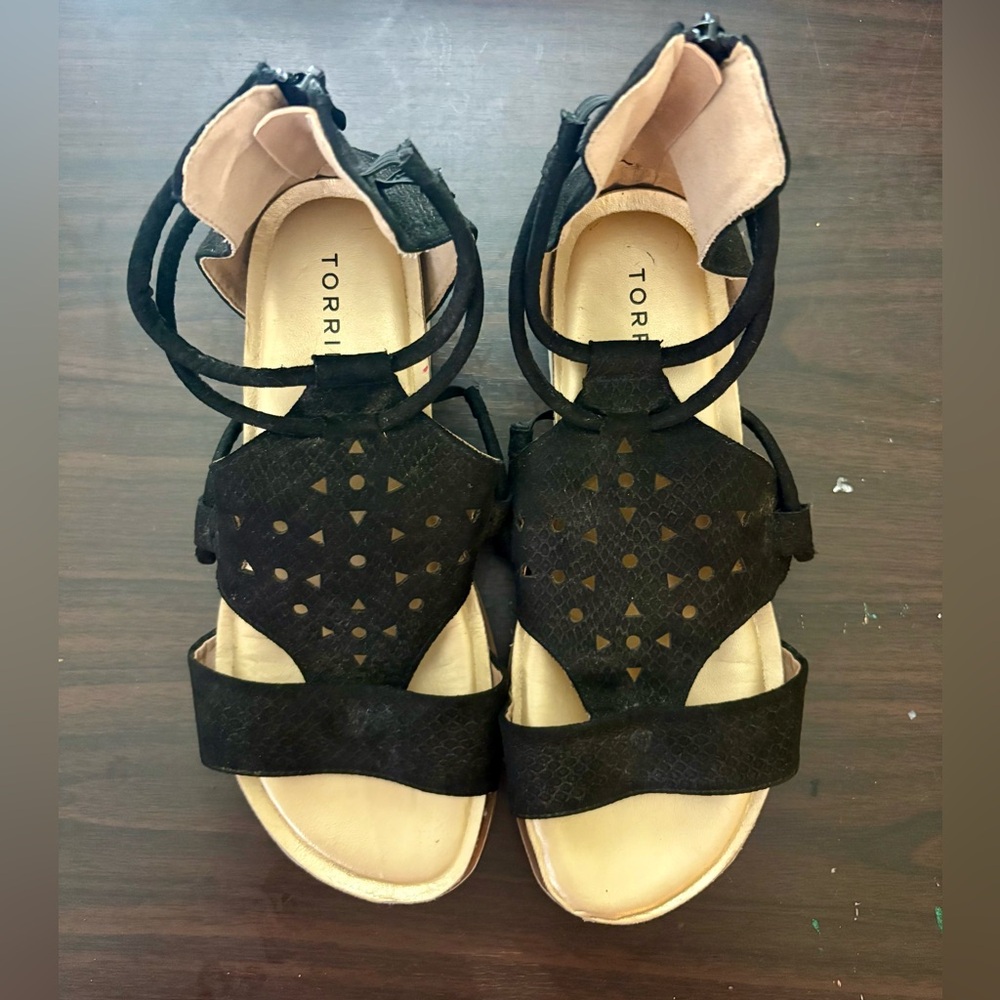 Torrid Black Women's Wedge Sandals Size 8.5WW Extra Wide Width